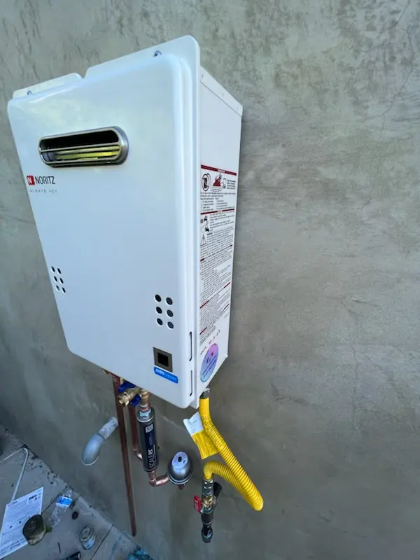 Tankless water heater installation for Dutch Neck Crossroads homes